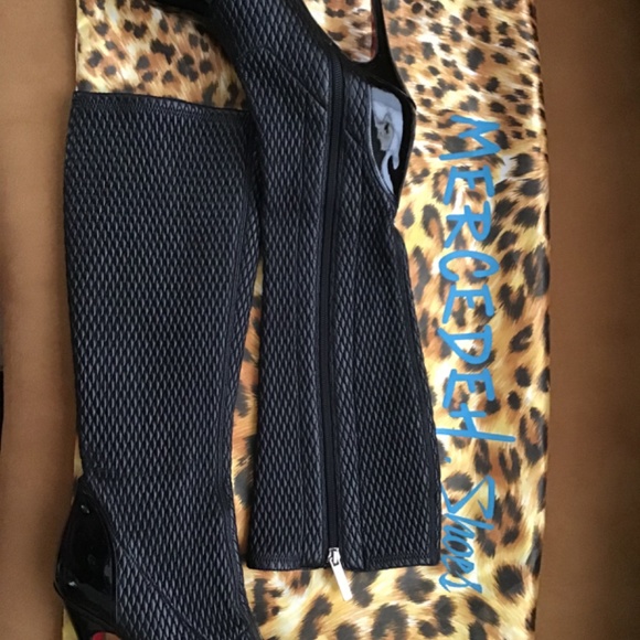 Designer boots - Picture 4 of 5